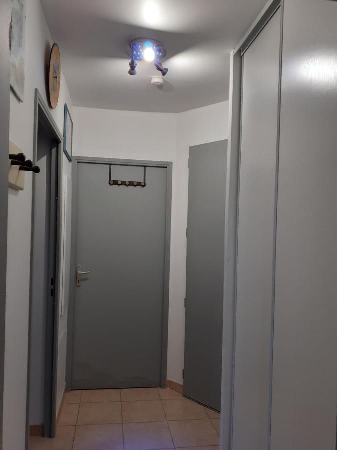 Sous Le Soleil Des Alpilles Apartment Муриес Екстериор снимка