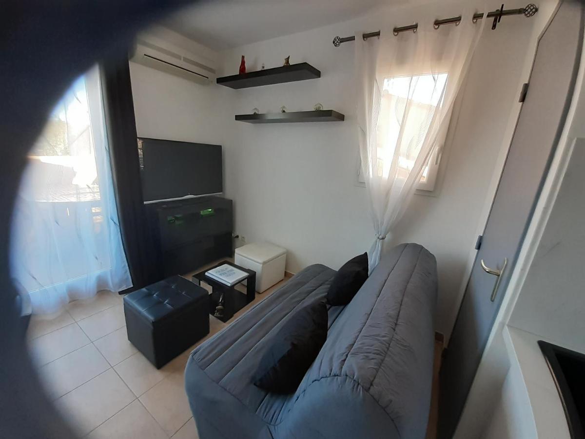 Sous Le Soleil Des Alpilles Apartment Муриес Екстериор снимка